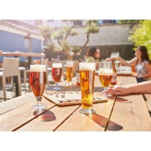 Footed-Beer-and-Pilsner-Beauty